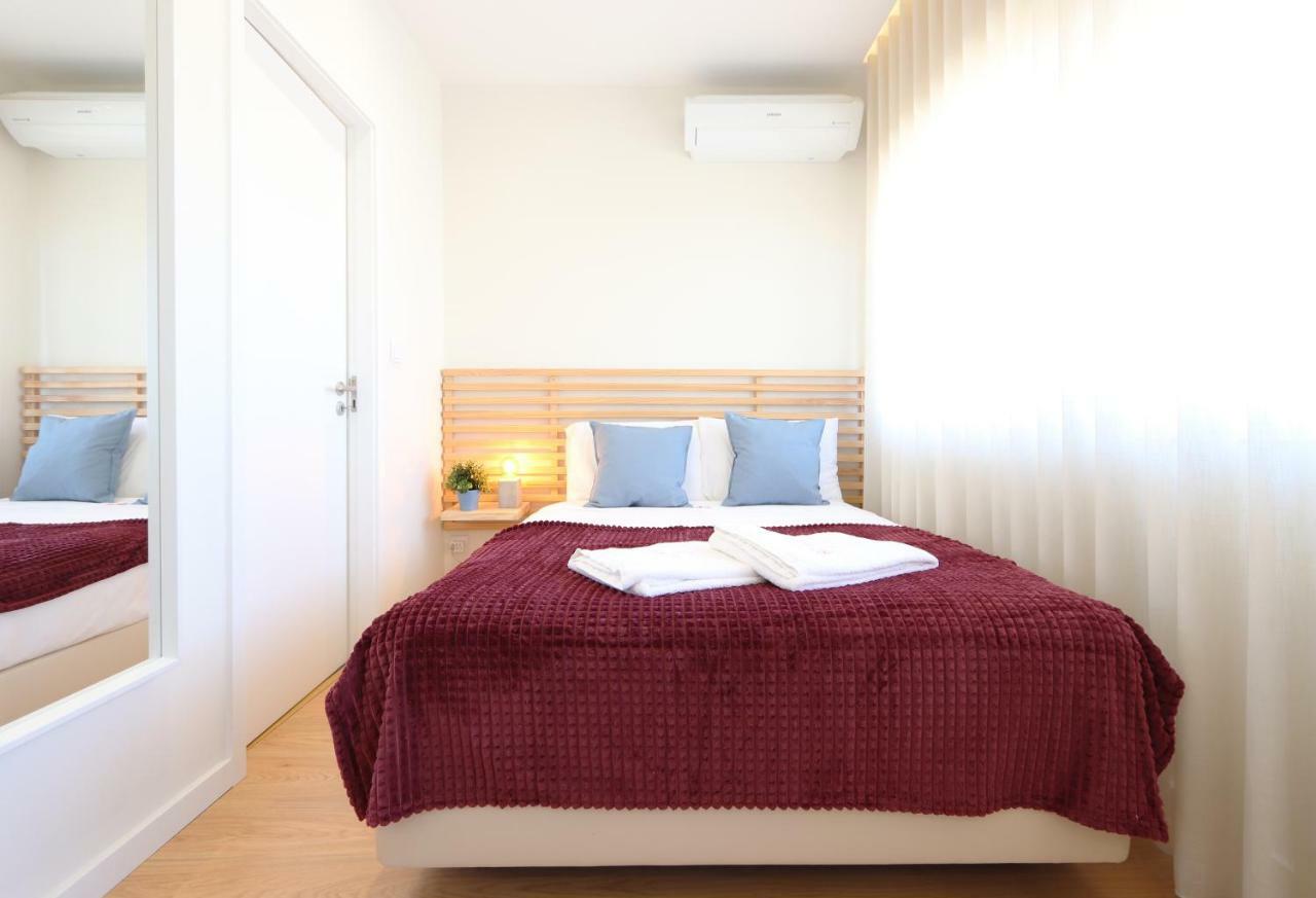 Hm - Living Batalha Square 1 Apartment Porto Ngoại thất bức ảnh
