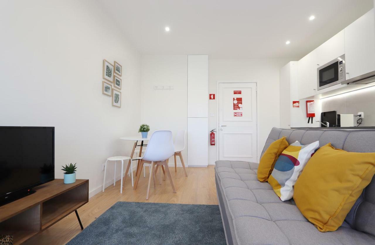 Hm - Living Batalha Square 1 Apartment Porto Ngoại thất bức ảnh