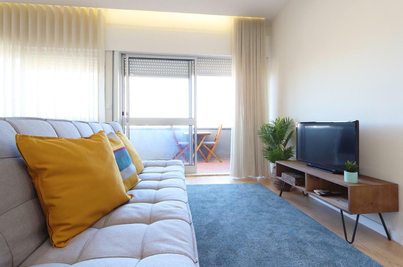 Hm - Living Batalha Square 1 Apartment Porto Ngoại thất bức ảnh