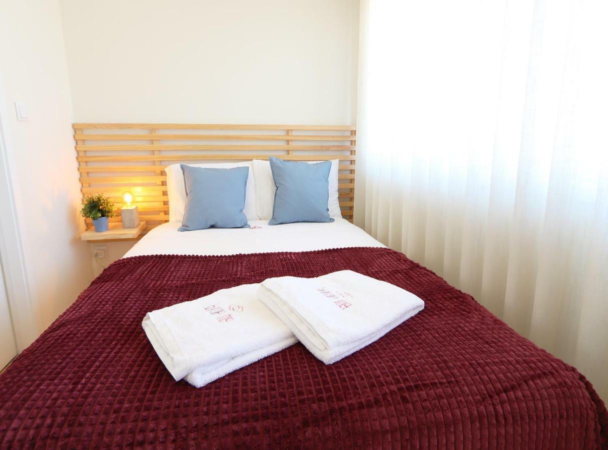 Hm - Living Batalha Square 1 Apartment Porto Ngoại thất bức ảnh