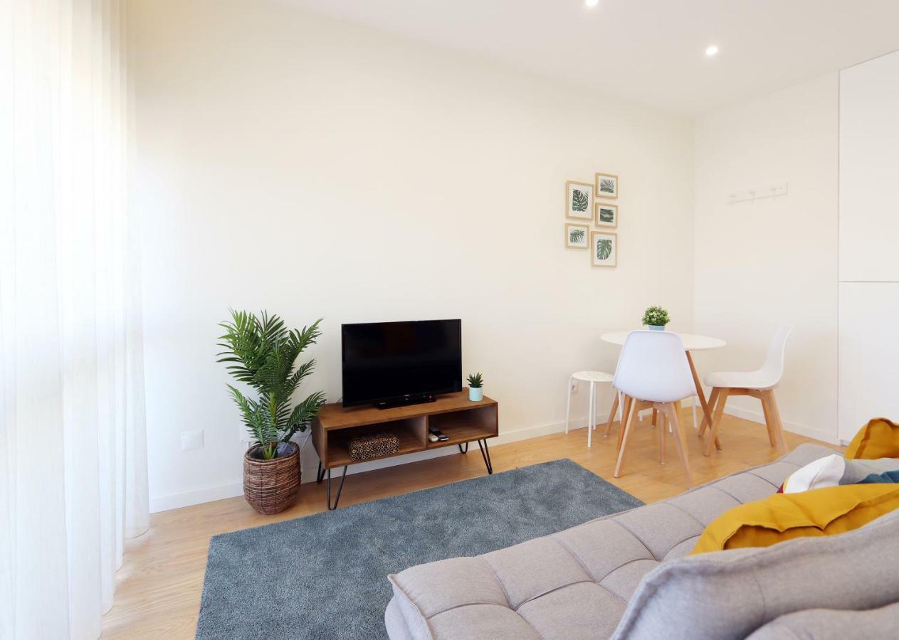 Hm - Living Batalha Square 1 Apartment Porto Ngoại thất bức ảnh
